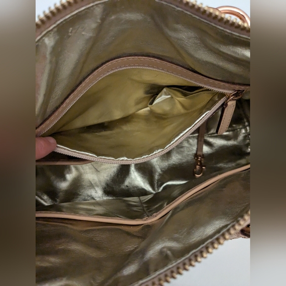 MICHAEL KORS Grayson Metallic Rose Gold Bag - Picture 12 of 15